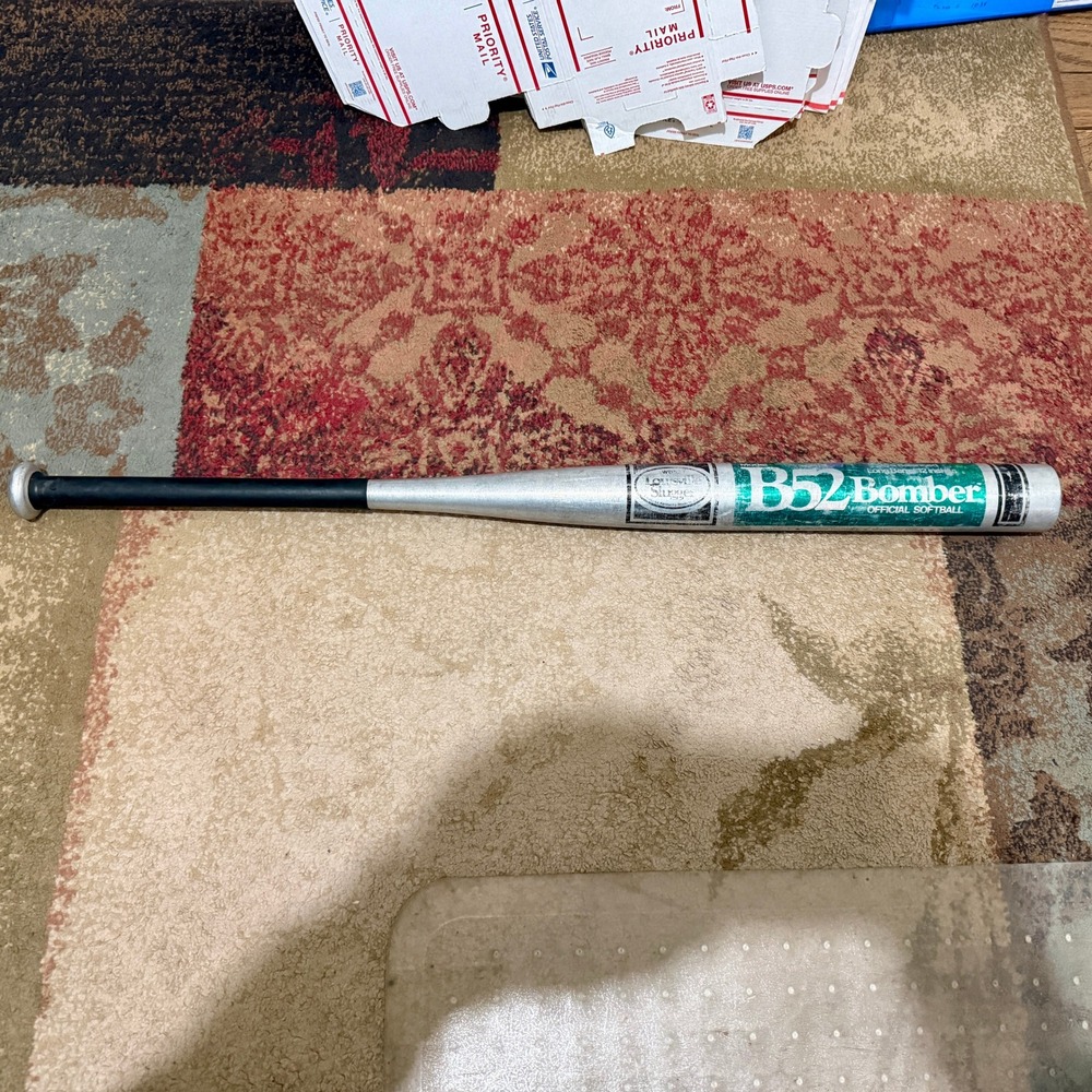 Louisville Slugger B52 Bomber Softball Bat 34in 30oz Silver Green 2 1/4" Dia.